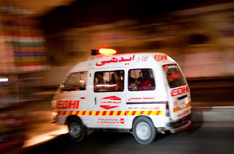 Eight people die in two road accidents in Khairpur and Lahore