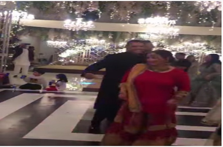Waqar Younis's Dance,Video Viral at Social Media