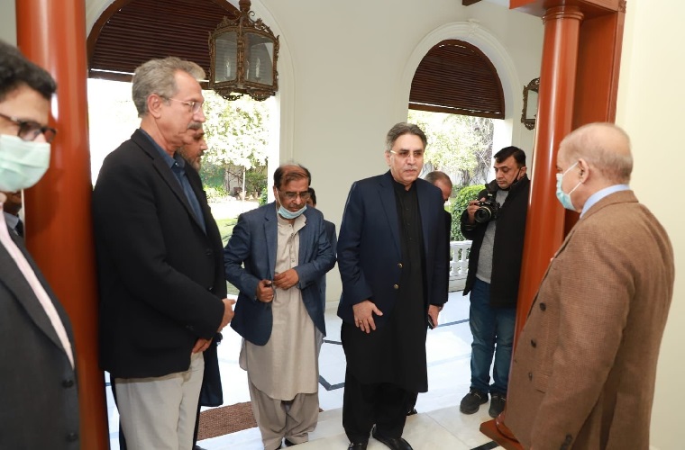MQM delegation meets Shehbaz Sharif,discuss political and economic situation