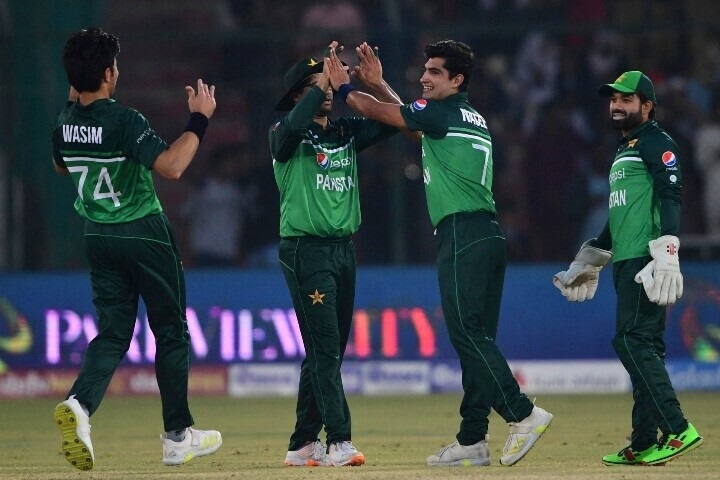 Naseem takes five as Pakistan thump New Zealand in first ODI